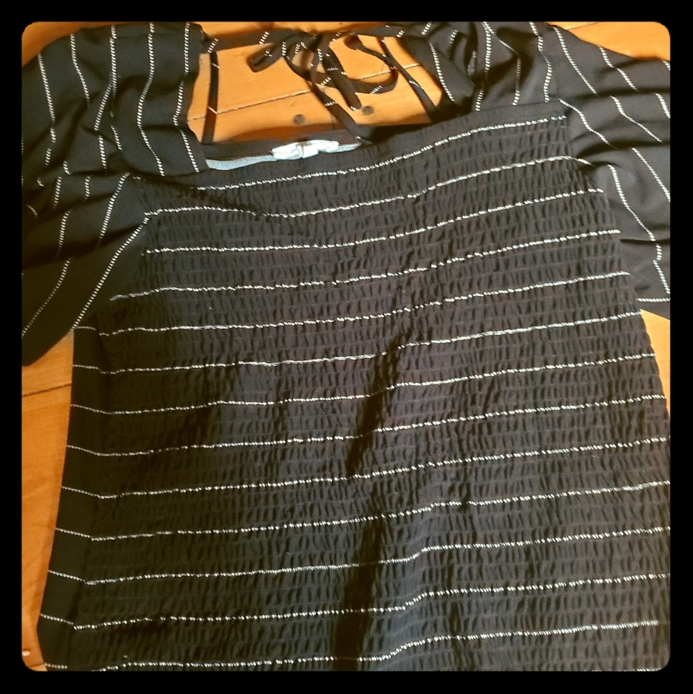 Maurices top